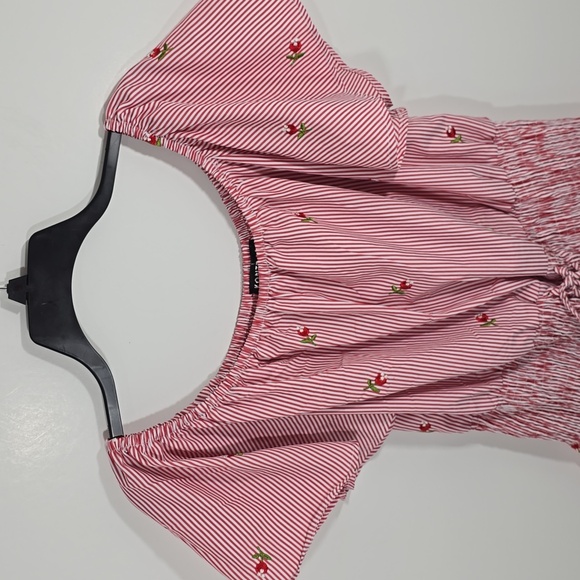 {Kontrol Contemporary} Women's Striped Red Rose Embroidered Peasant Blouse - Picture 4 of 14